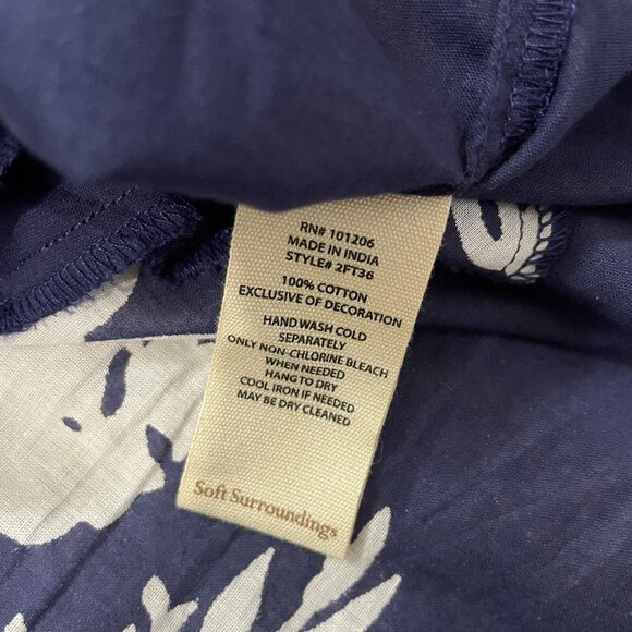 Soft Surroundings Blue White Leaf Print Beaded Tunic Blouse Pockets Size Small - Picture 5 of 9